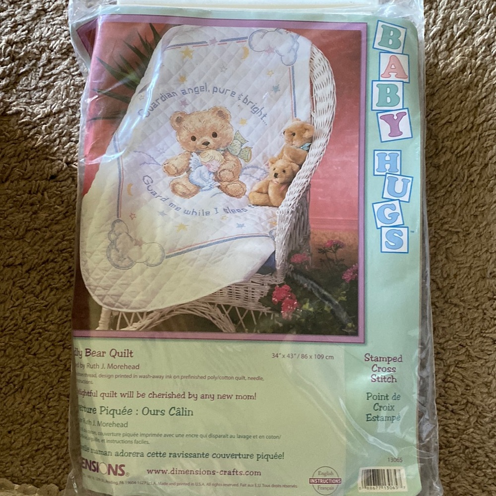 COPY - NEW ❤️Dimensions Stamped Cross Stitch Cuddly Bear (Baby) Quilt
